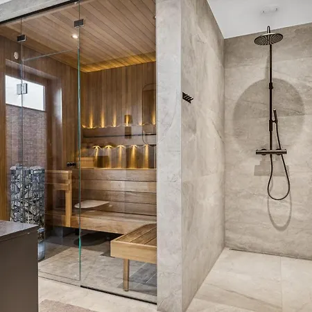 Fjordview Arctic With Sauna And Jacuzzi