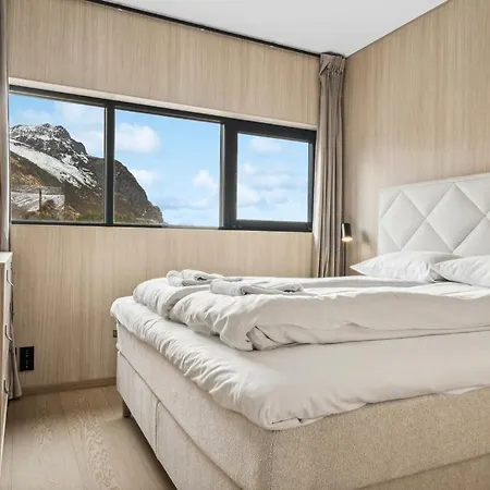 Fjordview Arctic With Sauna And Jacuzzi * Lyngværet