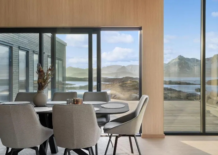 Fjordview Arctic With Sauna And Jacuzzi * Lyngværet