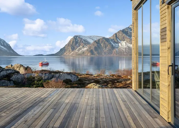 Fjordview Arctic With Sauna And Jacuzzi بيت للعطل *