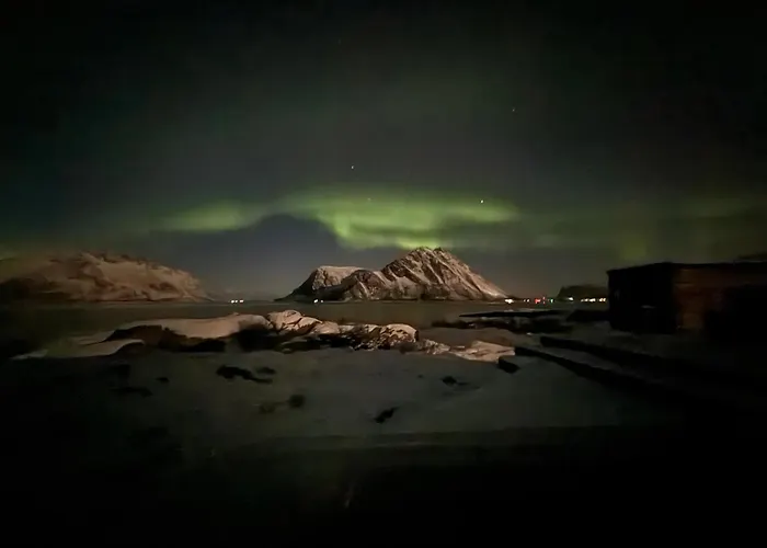 Fjordview Arctic With Sauna And Jacuzzi بيت للعطل