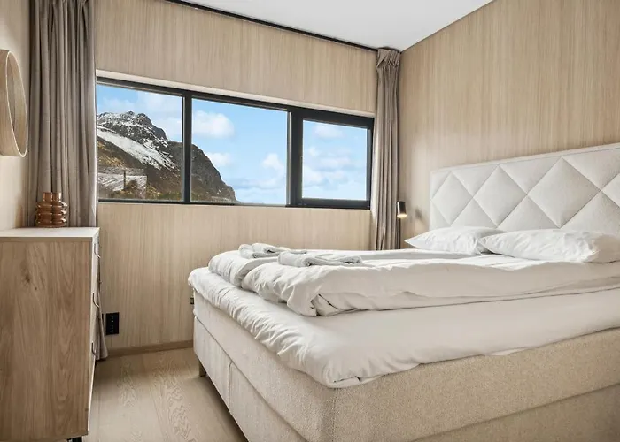 Fjordview Arctic With Sauna And Jacuzzi * Lyngværet